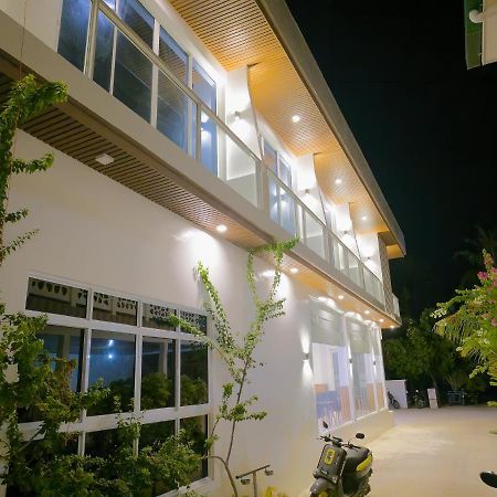 Arora View Hotell Maafushi Eksteriør bilde