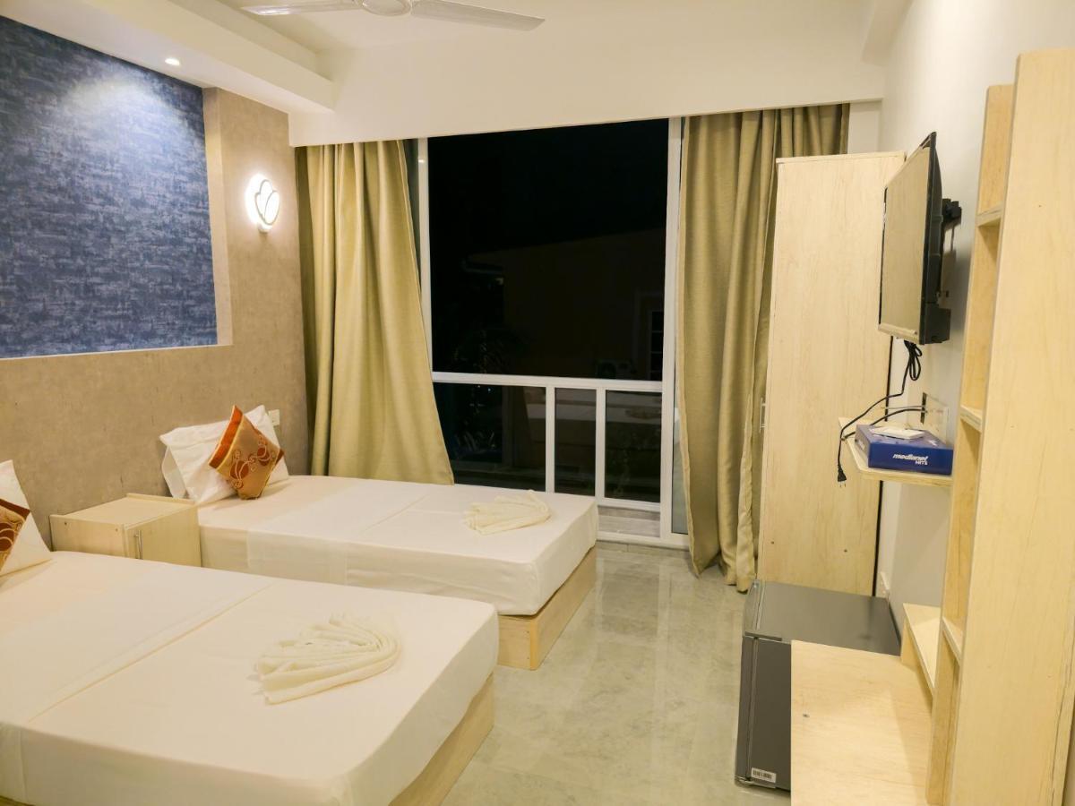 Arora View Hotell Maafushi Eksteriør bilde