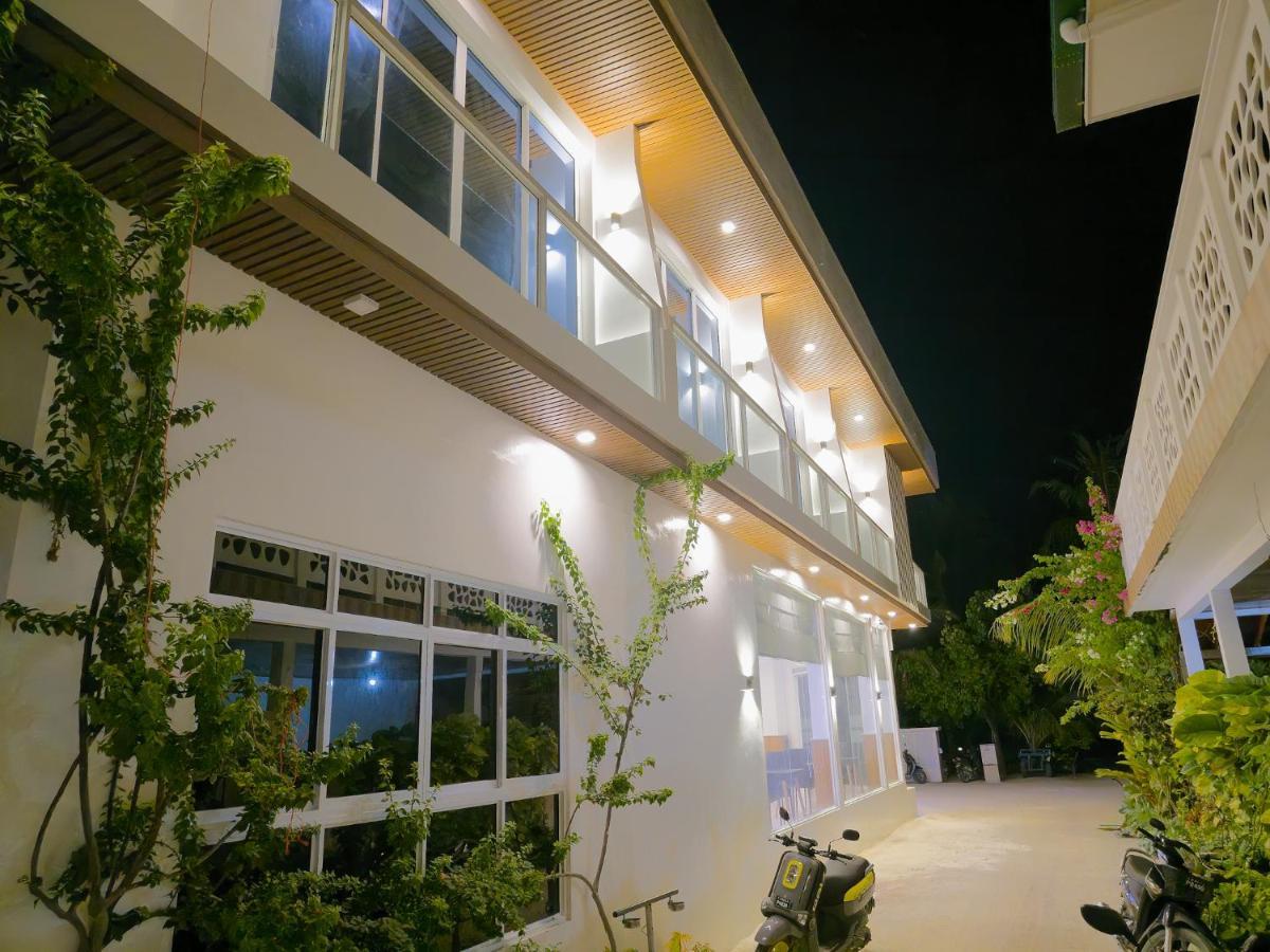 Arora View Hotell Maafushi Eksteriør bilde