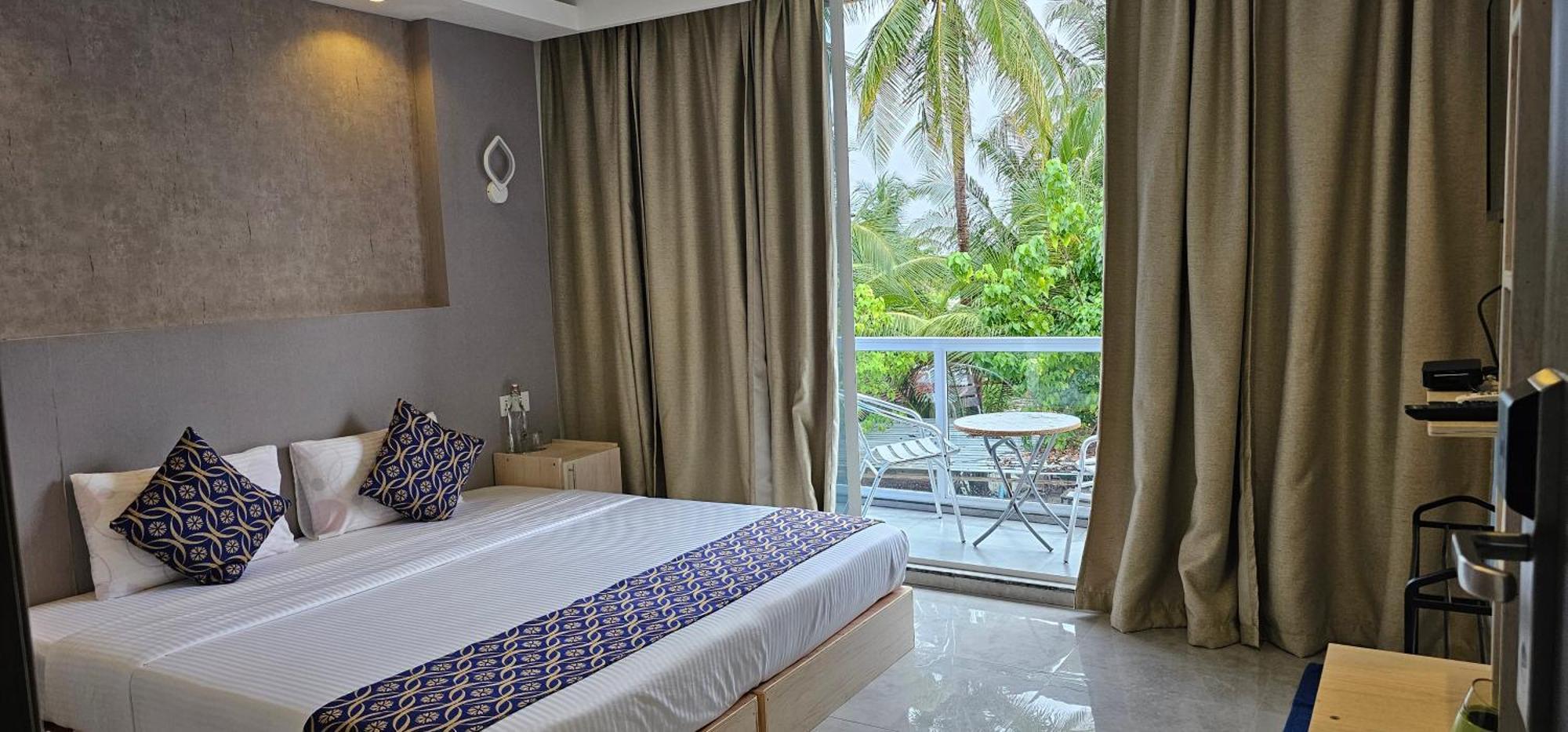 Arora View Hotell Maafushi Eksteriør bilde